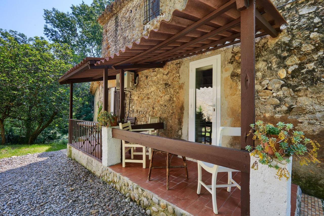 Bed and Breakfast Mas Torrencito pet friendly Parets de Ampurdá Esterno foto